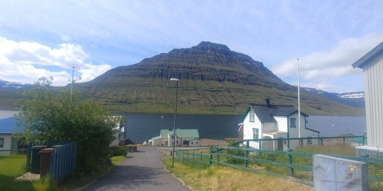 East Iceland Homestay Eskifjörður Exteriér fotografie